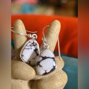 Simple yet Beautiful Wild Horse Earrings
.925 Sterling 
Fish Hook